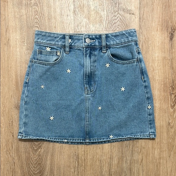 PACSUN | Daisy Floral Embroidered Jean Skirt - Picture 1 of 4